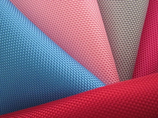 Vải polyester có khả năng thấm hút kém